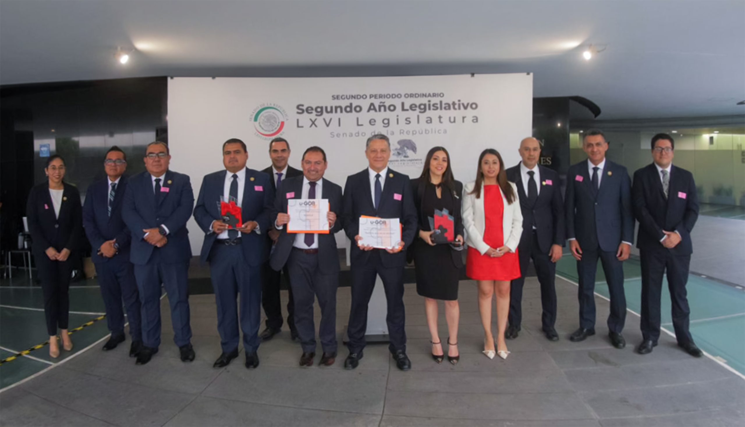 Senado de la República reconoce al Gobierno de la Gente por innovación tecnológica