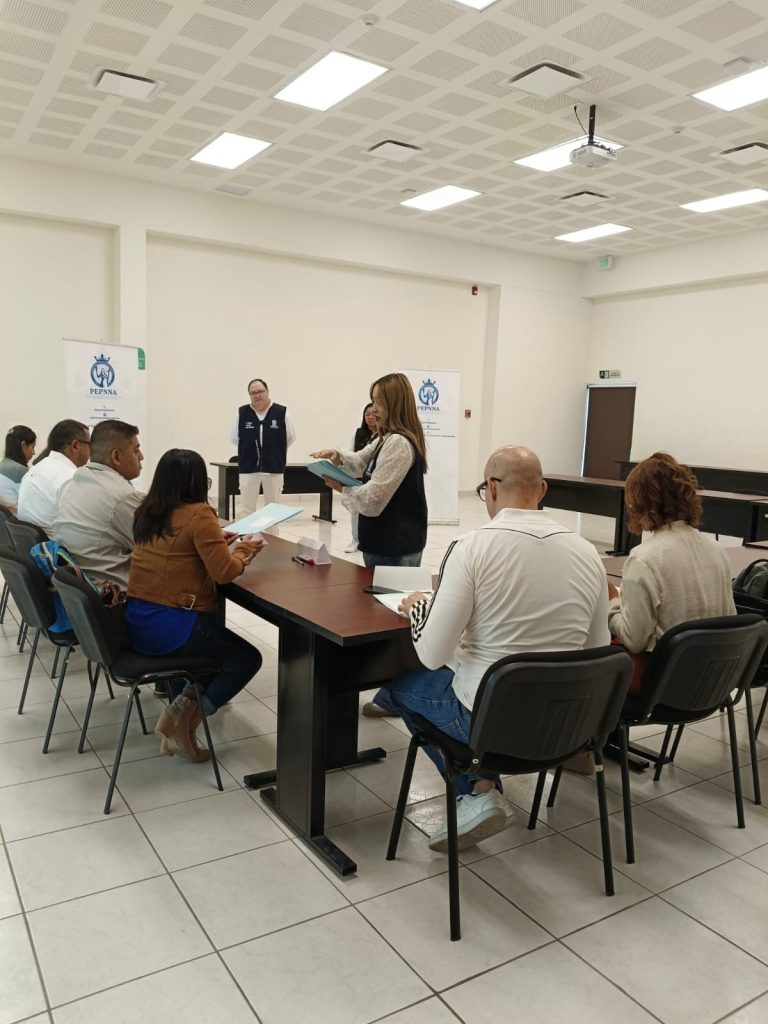 124 familias dan el primer paso hacia la adopción a través de talleres de sensibilización