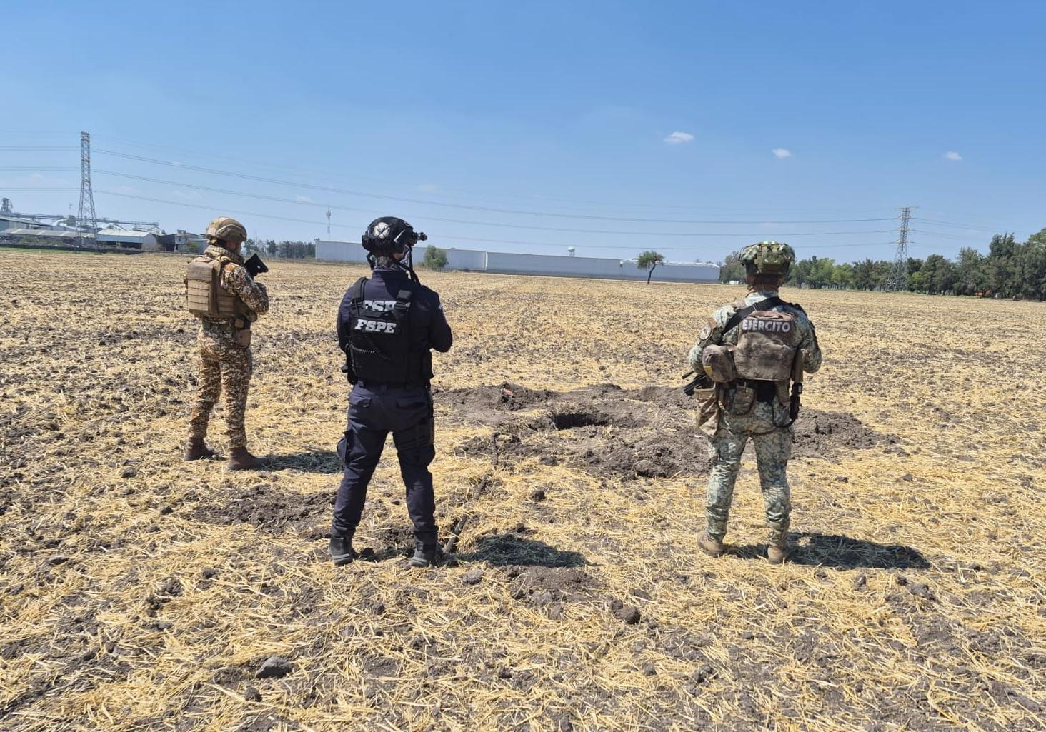 Aseguran FSPE toma clandestina y 25 mil litros de hidrocarburo en Villagrán