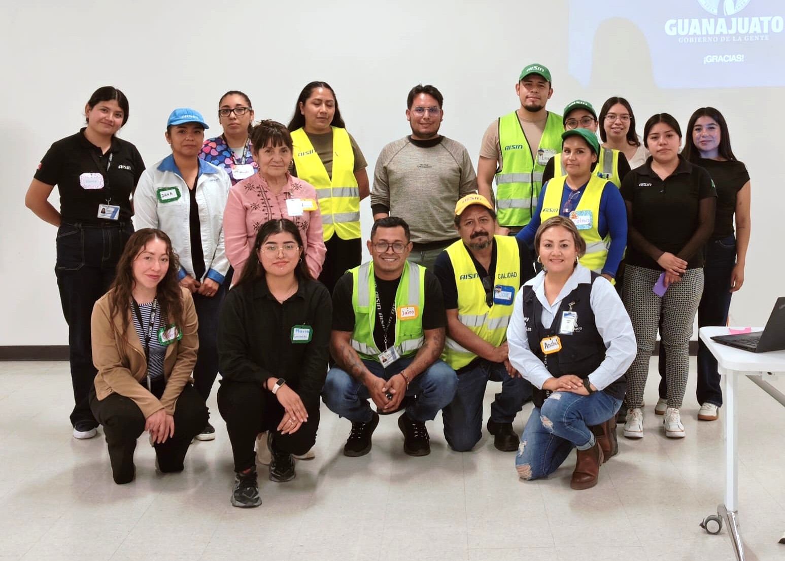 Capacita DIF Estatal a 4 mil 723 personas en talleres de Crianza Positiva en Guanajuato