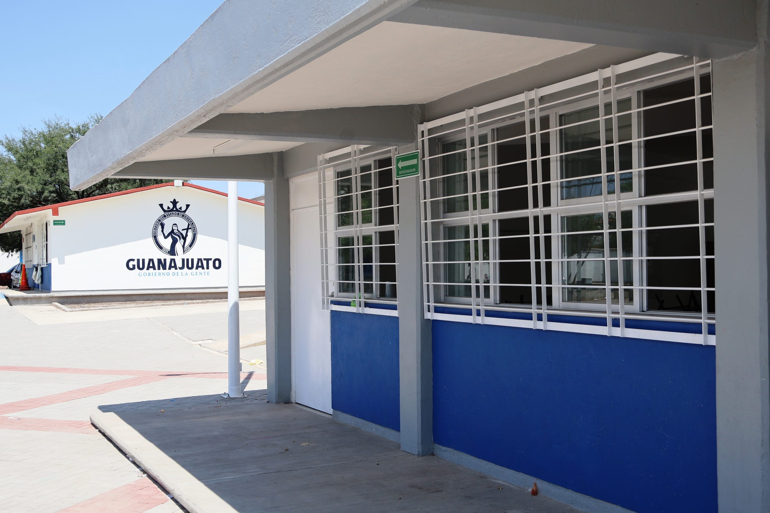Con nuevas aulas y mayor seguridad, fortalecen entorno educativo de más de 770 estudiantes en León