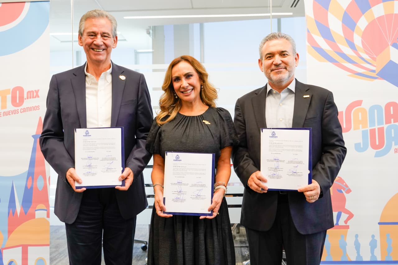 SECTURI y Puerto Interior firman convenio para impulsar turismo