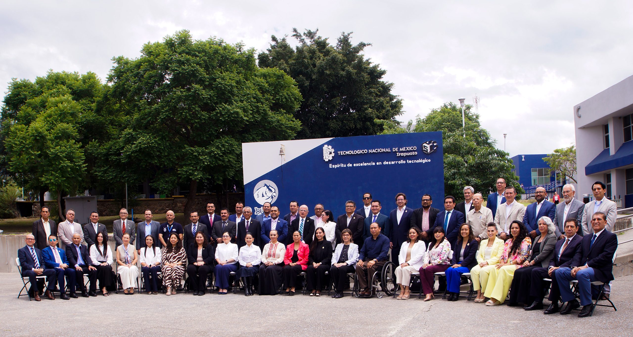 Trabajo en equipo por la educación superior de Guanajuato