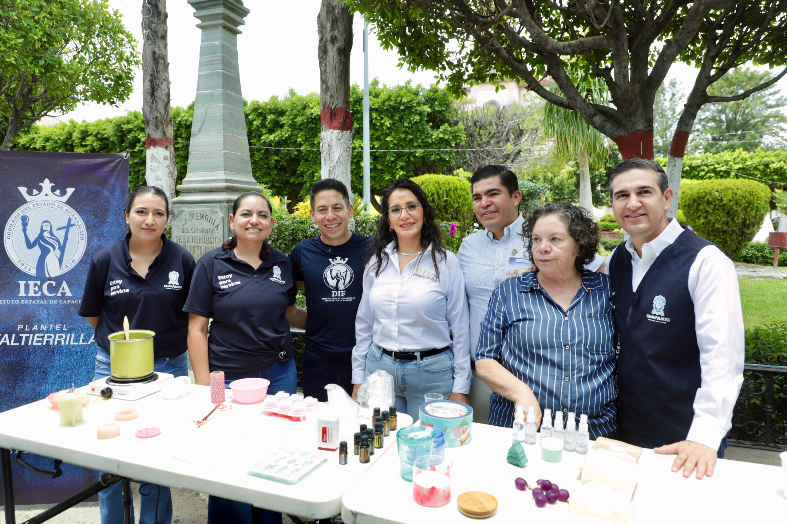 Llegan servicios y programas para habitantes de Jaral del Progreso con el DIF Estatal.