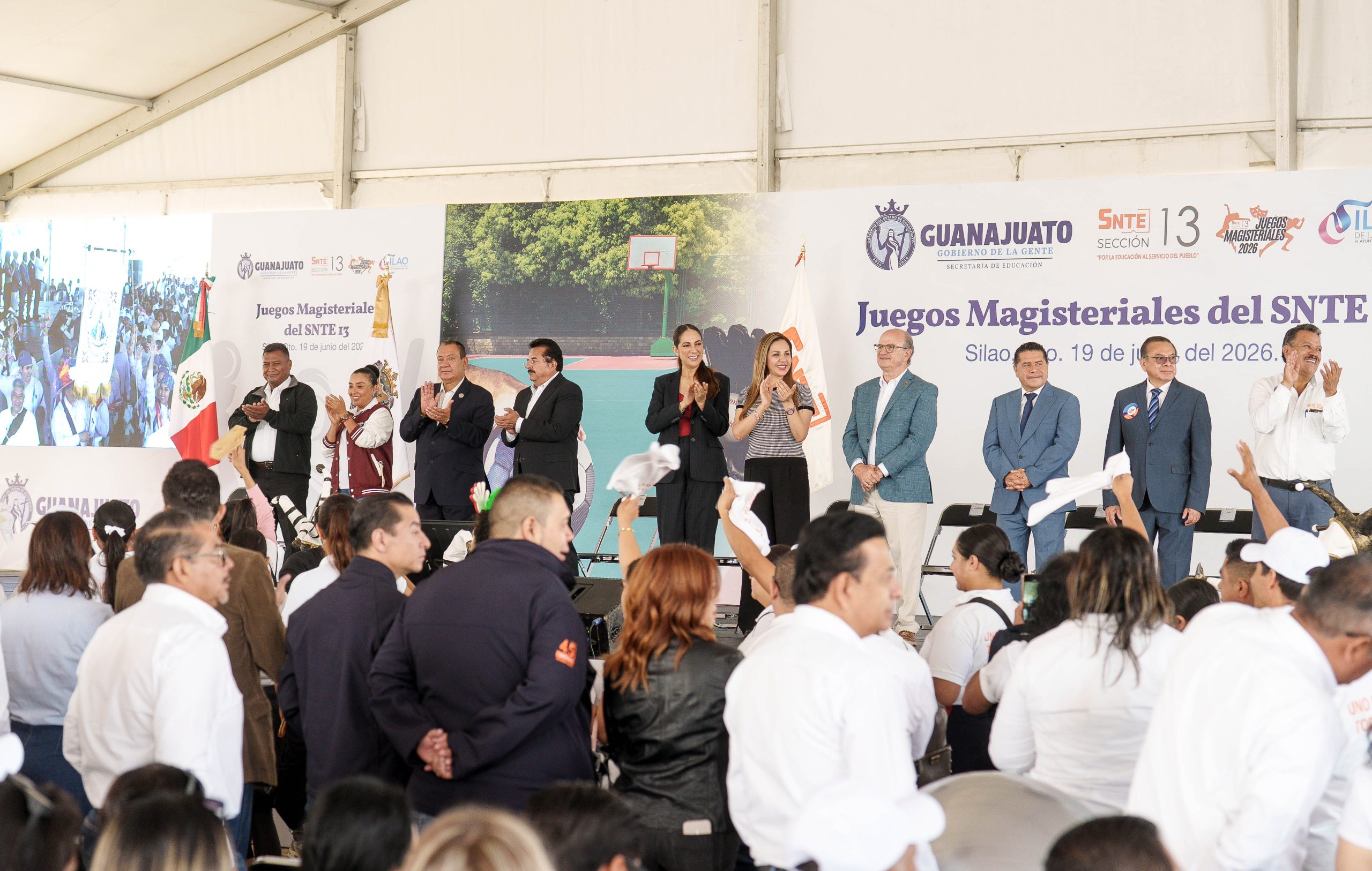 Reconoce Libia Dennise labor de maestras y maestros al inaugurar los Juegos Magisteriales del SNTE Sección 13