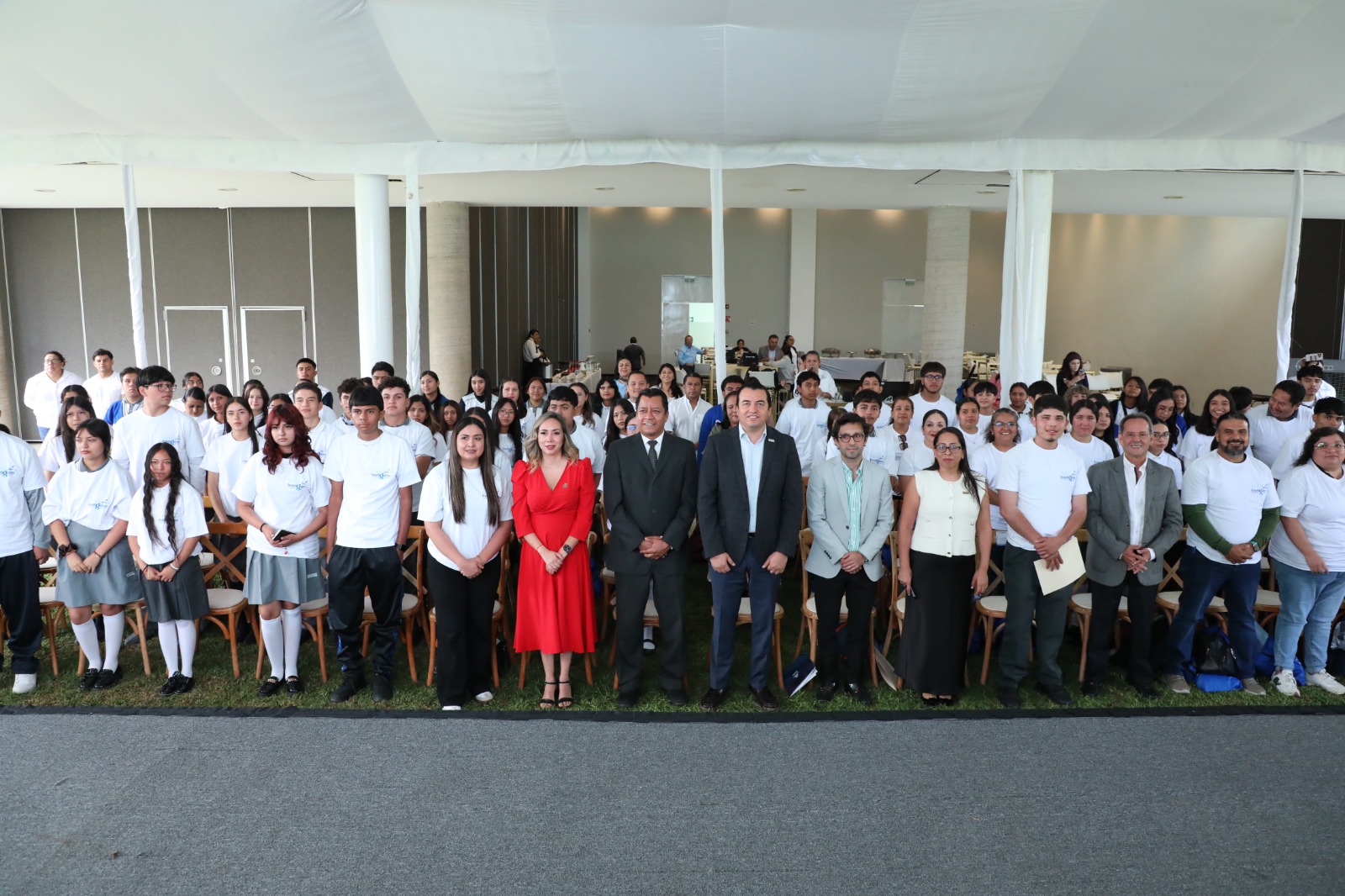 León, Guanajuato, 23 de junio de 2026. Con la participación de estudiantes de Telebachillerato Comunitario de distintos municipios del estado, la Universidad Virtual del Estado de Guanajuato (UVEG) llevó a cabo el Primer Concurso Estatal de Comprensión y Lectura Inteligente, evento que marcó la etapa final de un programa diseñado para fortalecer habilidades lectoras, cognitivas y de aprendizaje entre las y los jóvenes.