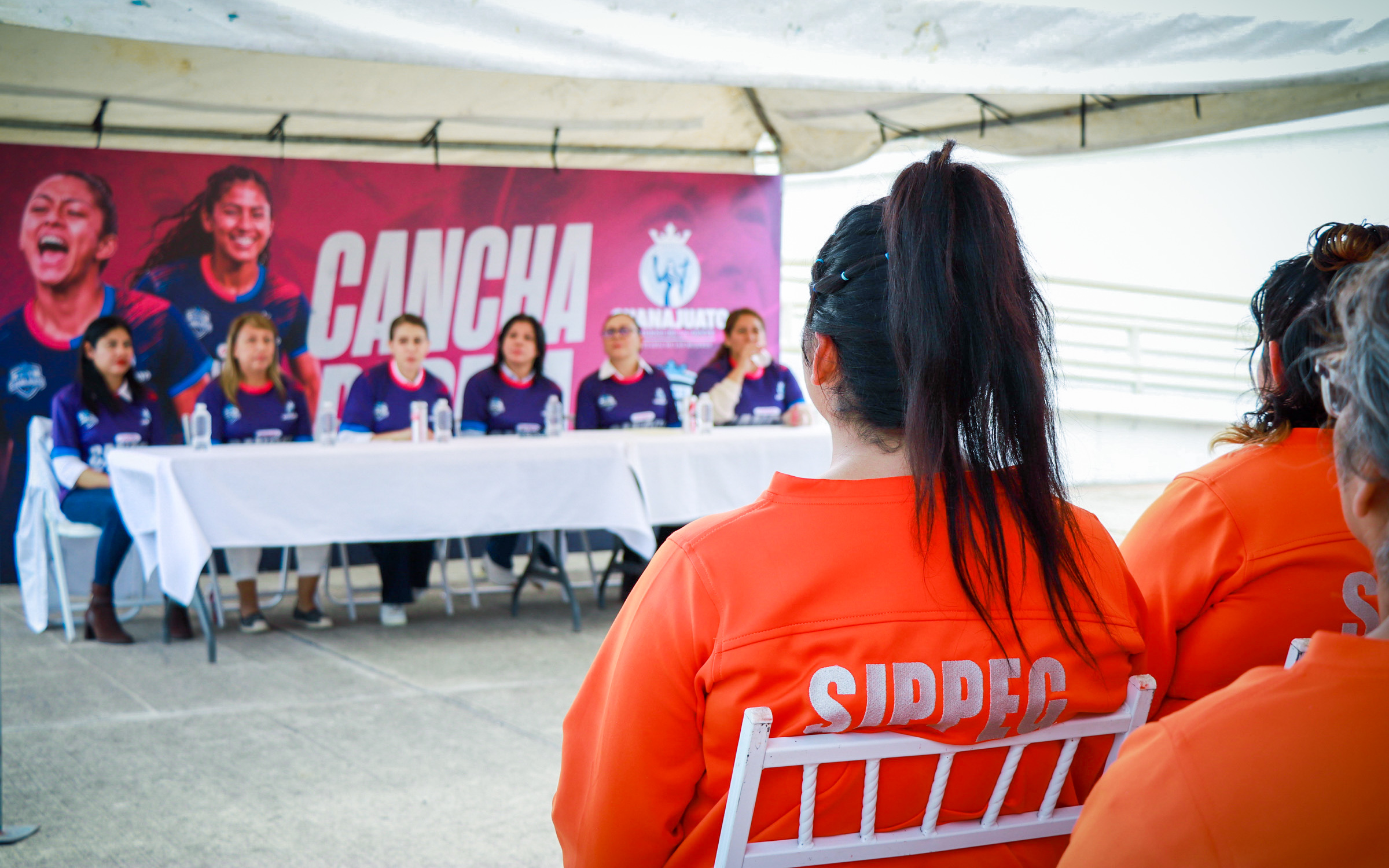CANCHA PAREJA PARA TODAS: ACUDE GOBIERNO DE LA GENTE CON MUJERES PRIVADAS DE LA LIBERTAD EN GUANAJUATO
