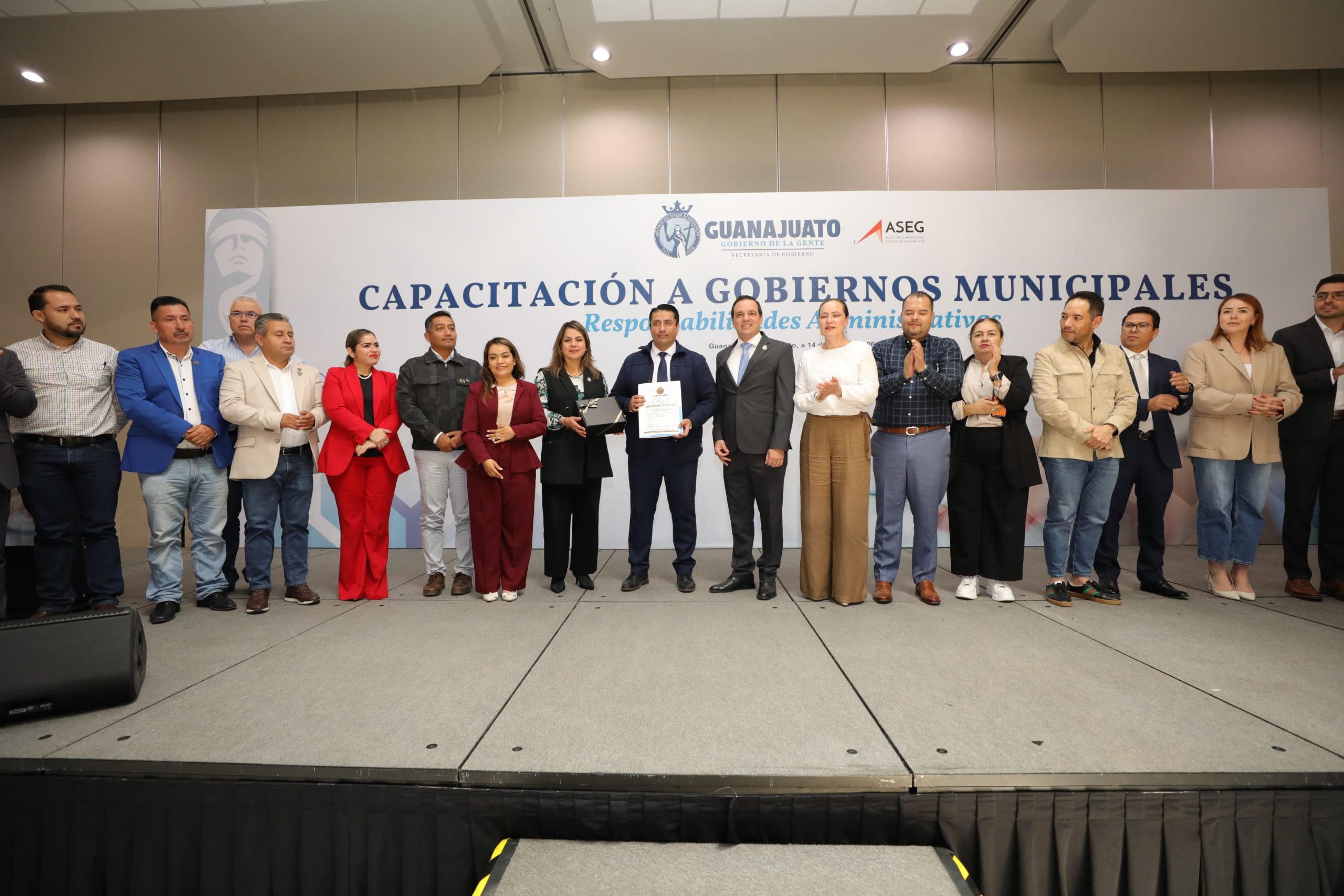 Estado y municipios suman capacidades para construir gobiernos más eficientes, transparentes y cercanos a la gente