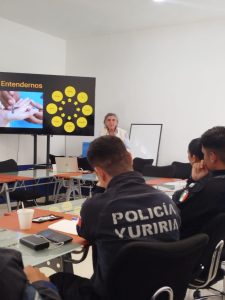Policías turísticos de los Pueblos Mágicos fortalecen su preparación para atender a visitantes