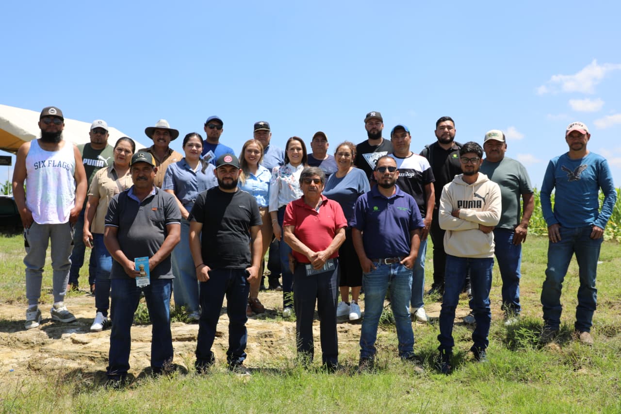 Con esquemas de financiamiento adaptados a las necesidades del sector agrícola, el gobierno de la Gente busca potenciar la productividad de las unidades comerciales dedicadas a este giro en el bajío.