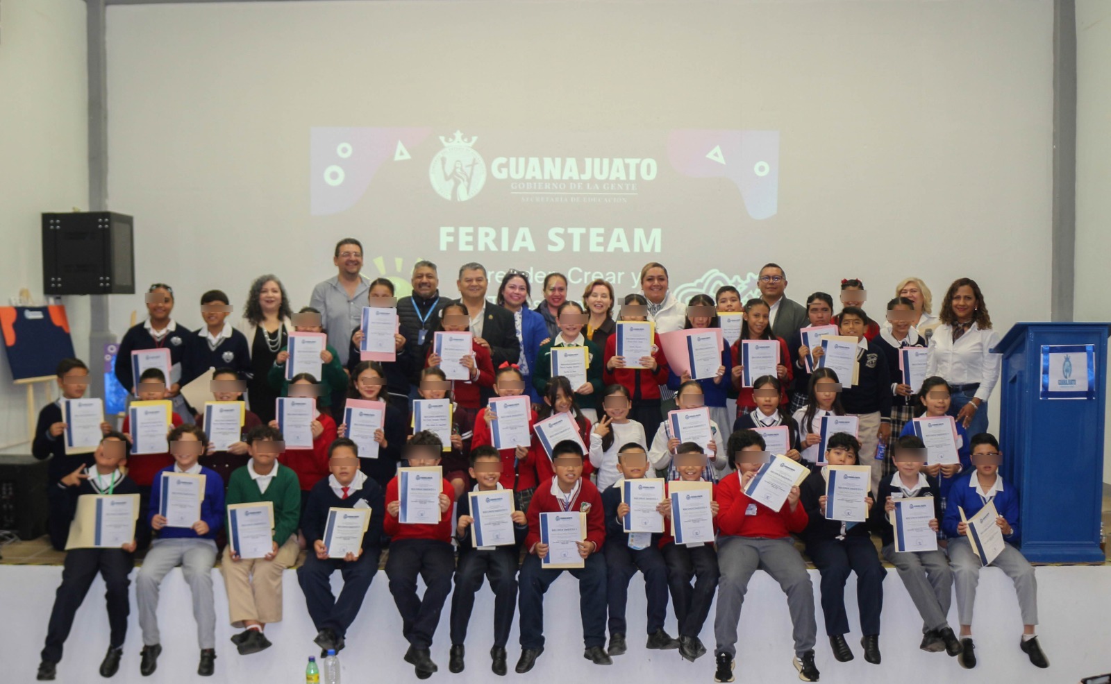Niñas y niños demostraron pensamiento crítico, bilingüismo y trabajo en equipo en la feria STEAM 2026