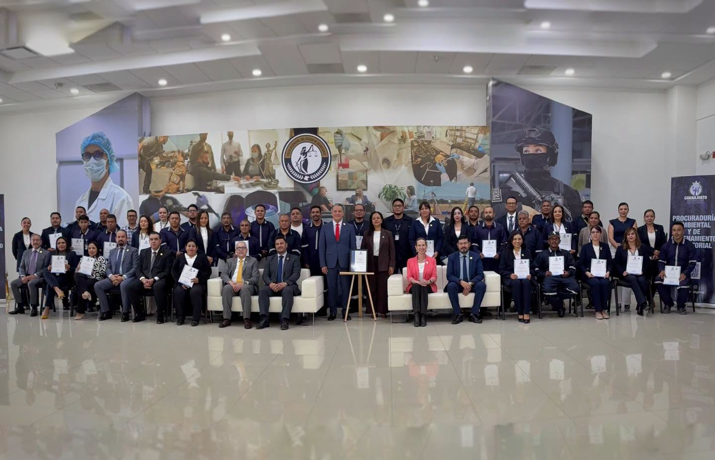 Procuradora Ambiental reconoce las Buenas Prácticas Ambientales de la Fiscalía General del Estado de Guanajuato