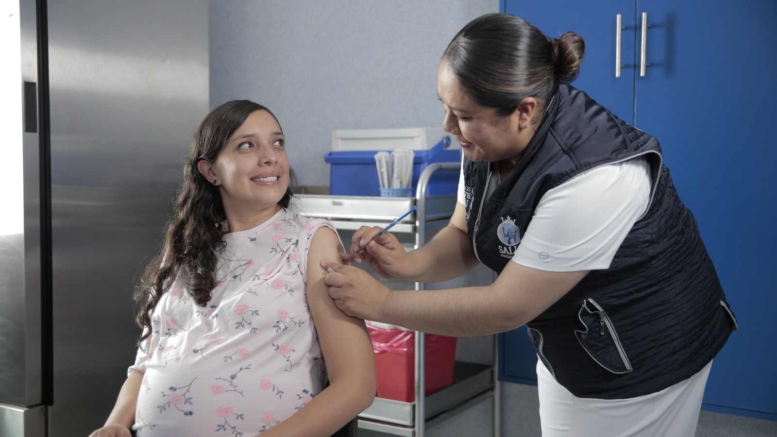 SSG fortalece la protección de la población con más de 2.3 millones de vacunas aplicadas.