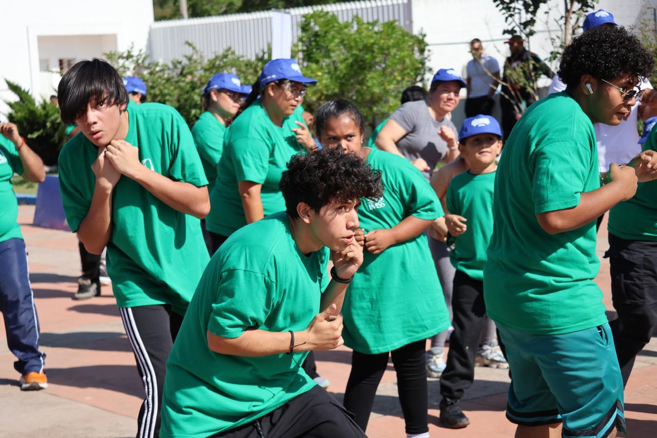 SE ACTIVAN CON CLASE DE BOX