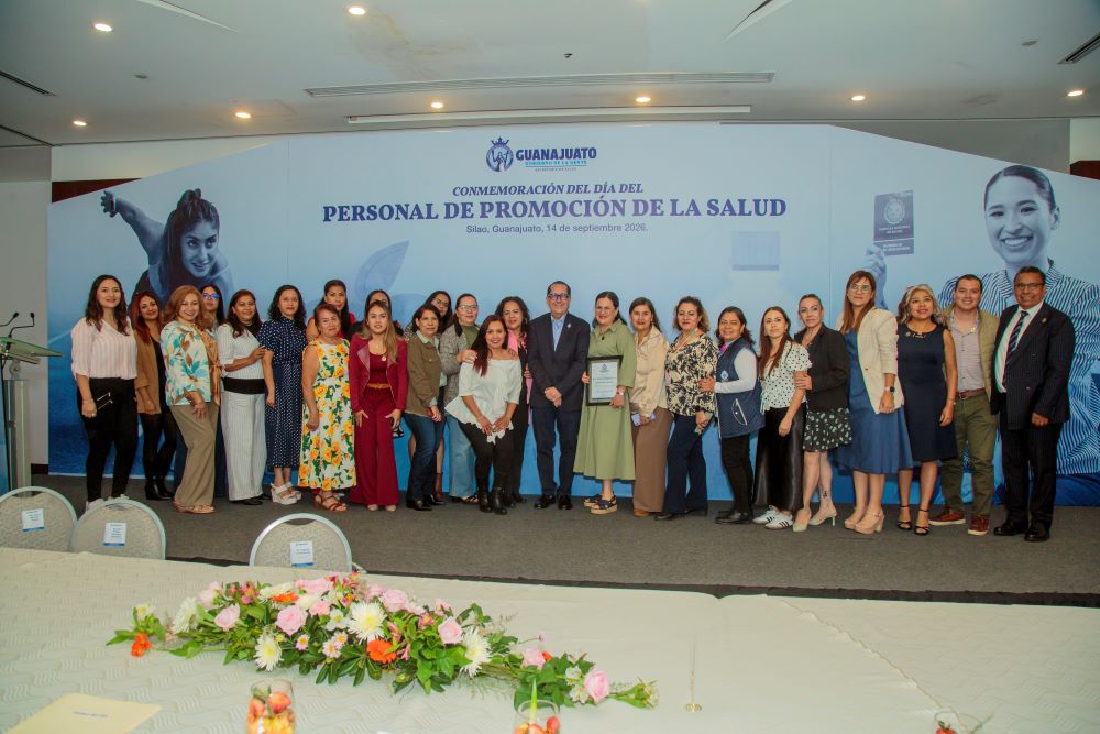 SSG reconoce trayectoria y profesionalismo de promotores de la salud.