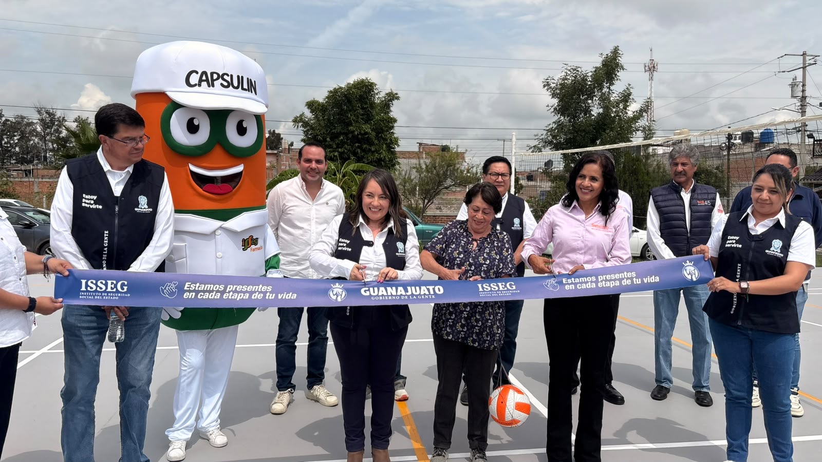 ISSEG fortalece espacios para personas jubiladas de Acámbaro