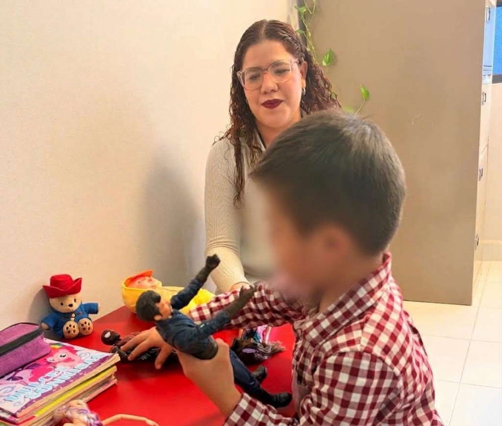 El Hospital General de Celaya impulsa la Ruta Dorada para detectar a tiempo el cáncer infantil.