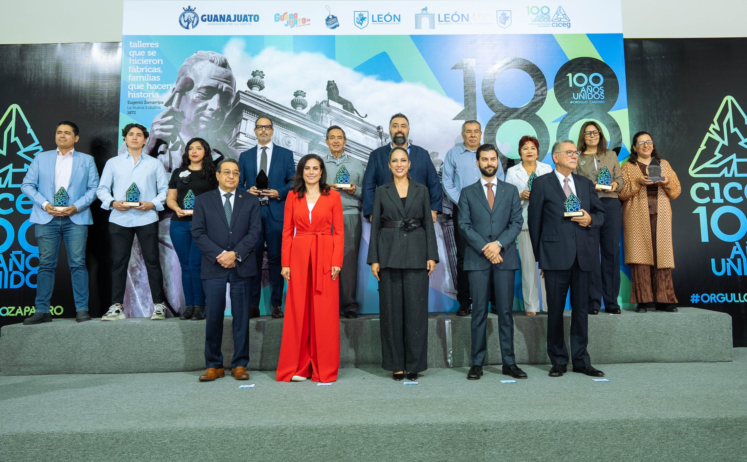 Conmemora Gobernadora Libia Dennise 100 años de unidad, industria y orgullo zapatero