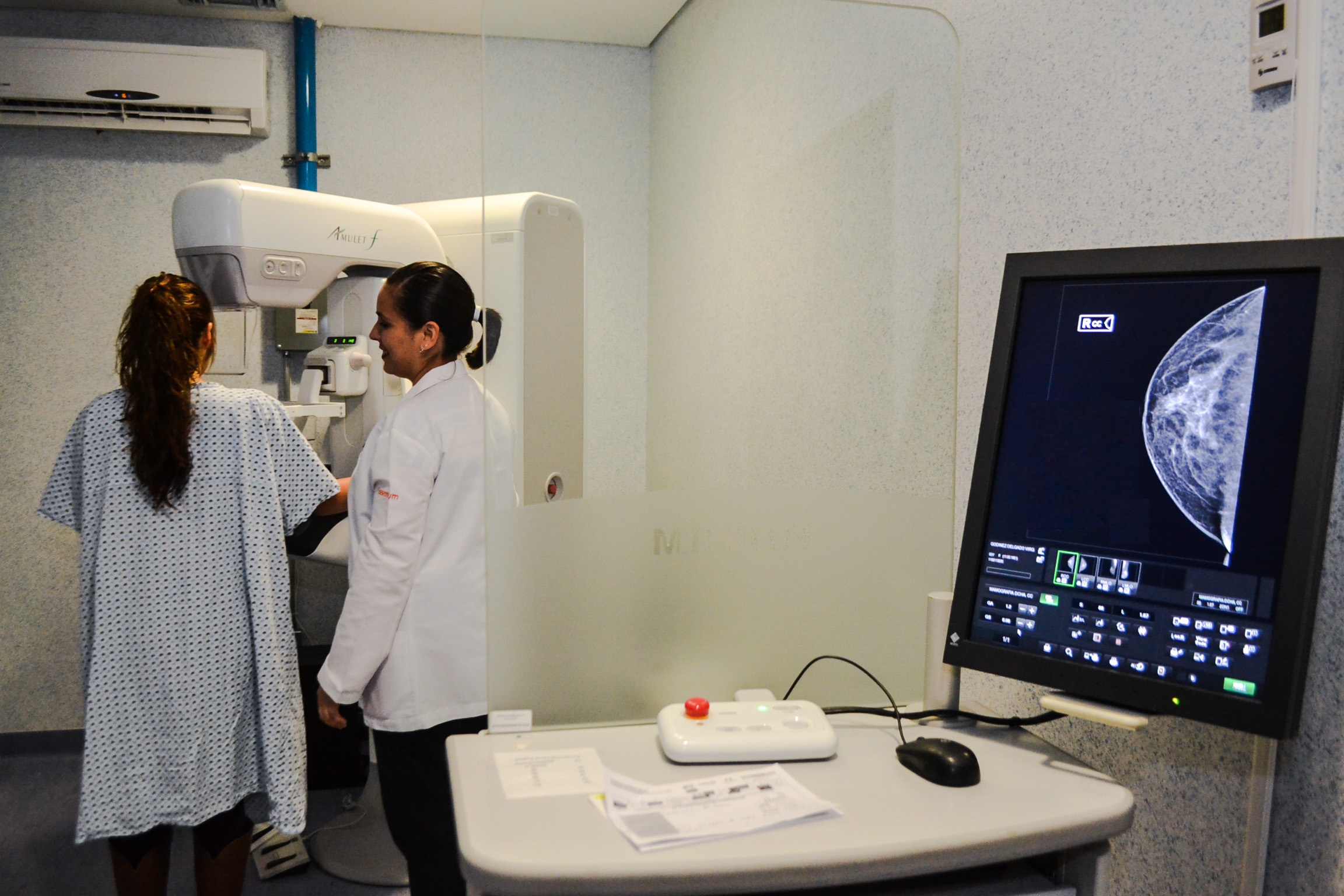 SSG suma 44 mil mastografías para identificar oportunamente casos de cáncer de mama.