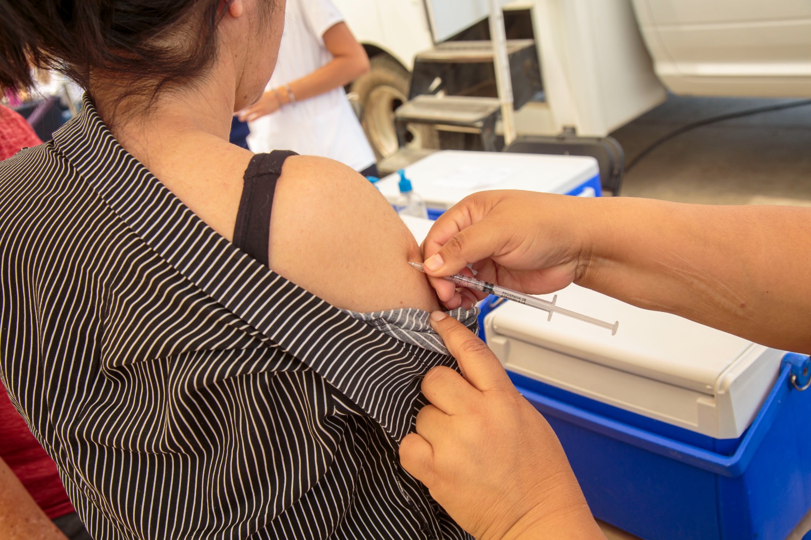 SSG establece más de 900 puntos de vacunación para campaña invernal.