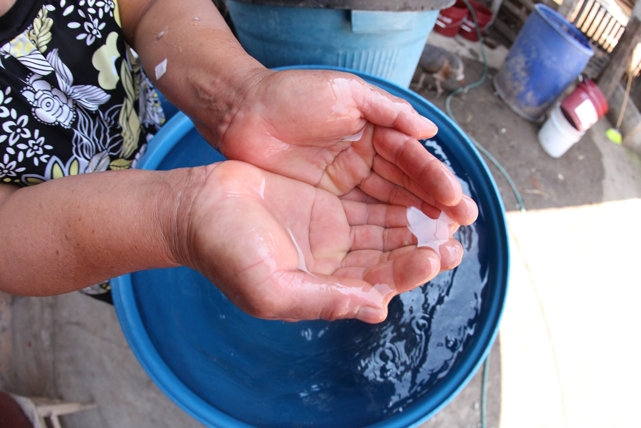 Avanzan obras para llevar un servicio de agua más eficiente a familias de comunidades de Doctor Mora