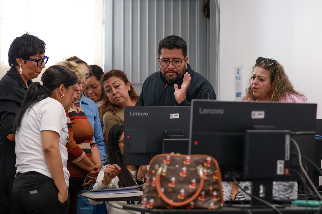 DESDE INTELIGENCIA ARTIFICIAL HASTA OFICIOS TÉCNICOS: GOBIERNO DE LA GENTE CAPACITA A MÁS DE MIL GUANAJUATENSES 