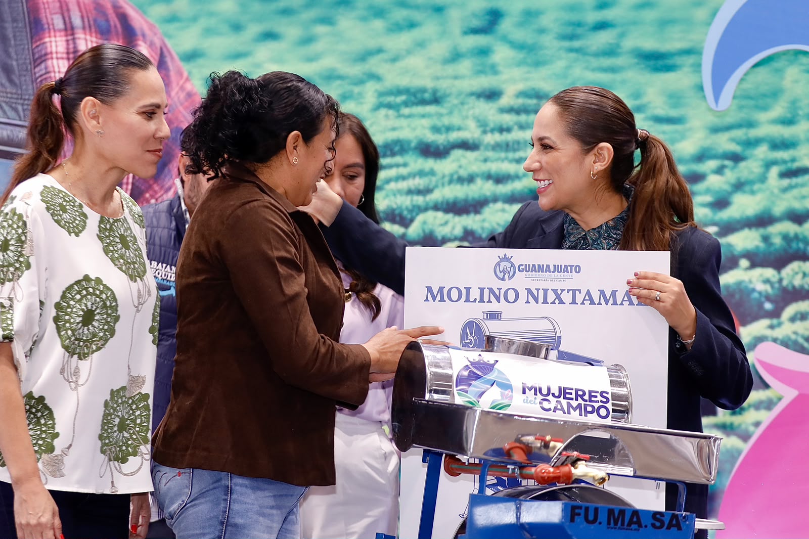 Reafirma Gobernadora su respaldo a las mujeres del campo para que tengan más oportunidades de salir adelante