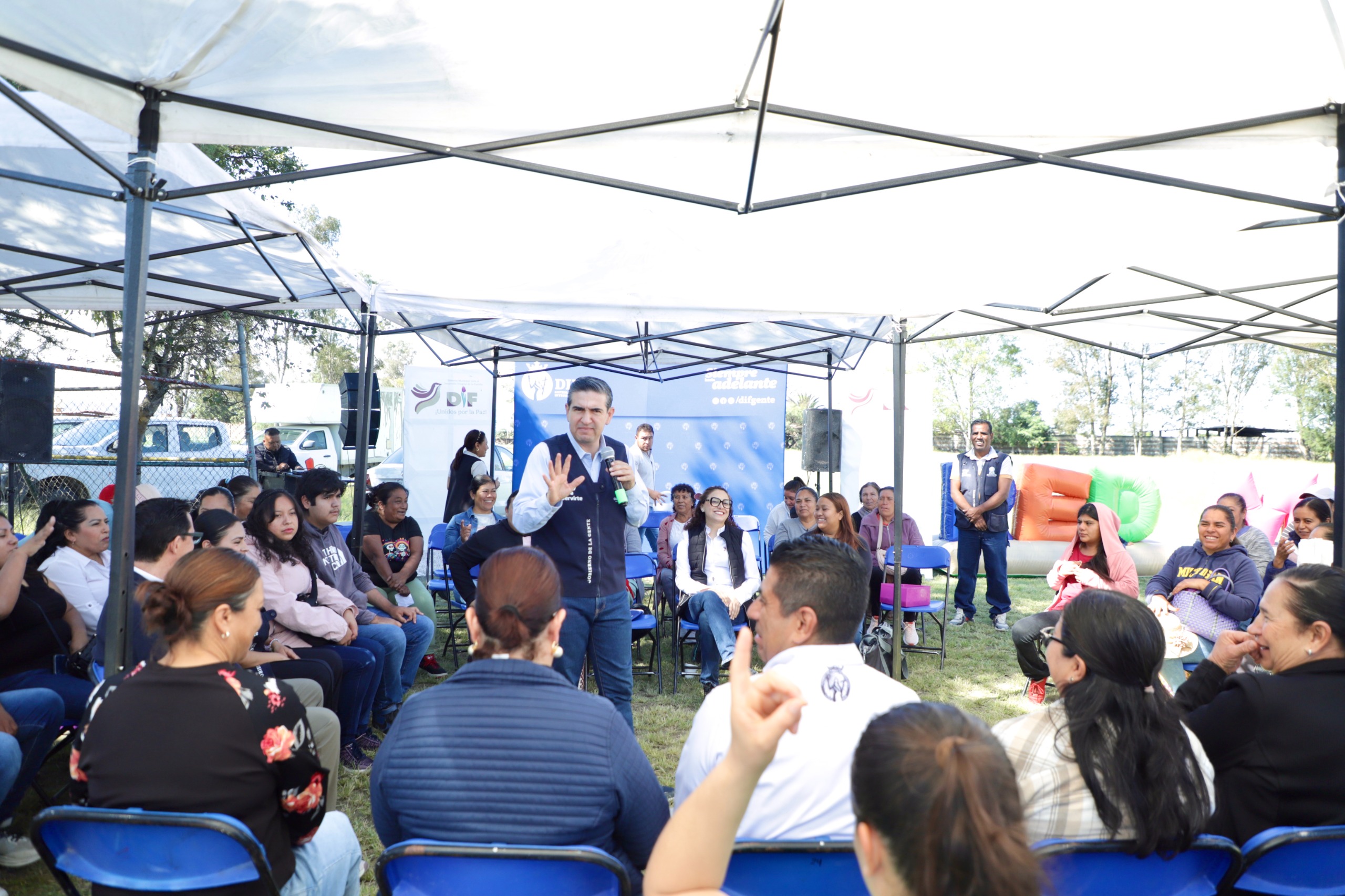 Lleva DIF Estatal sus servicios a 32 municipios de Guanajuato.