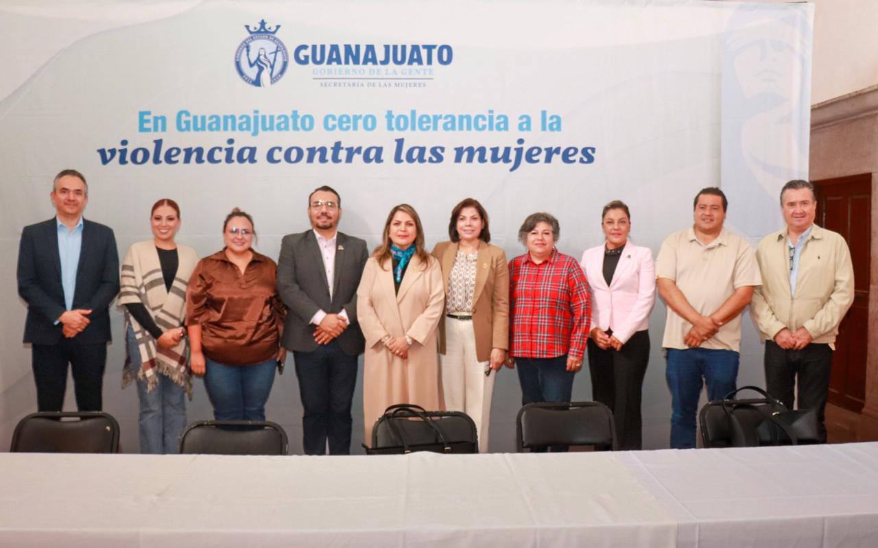 Ofrece Gobierno de la Gente preparación permanente a unidades especializadas de prevención y atención de la violencia de genero