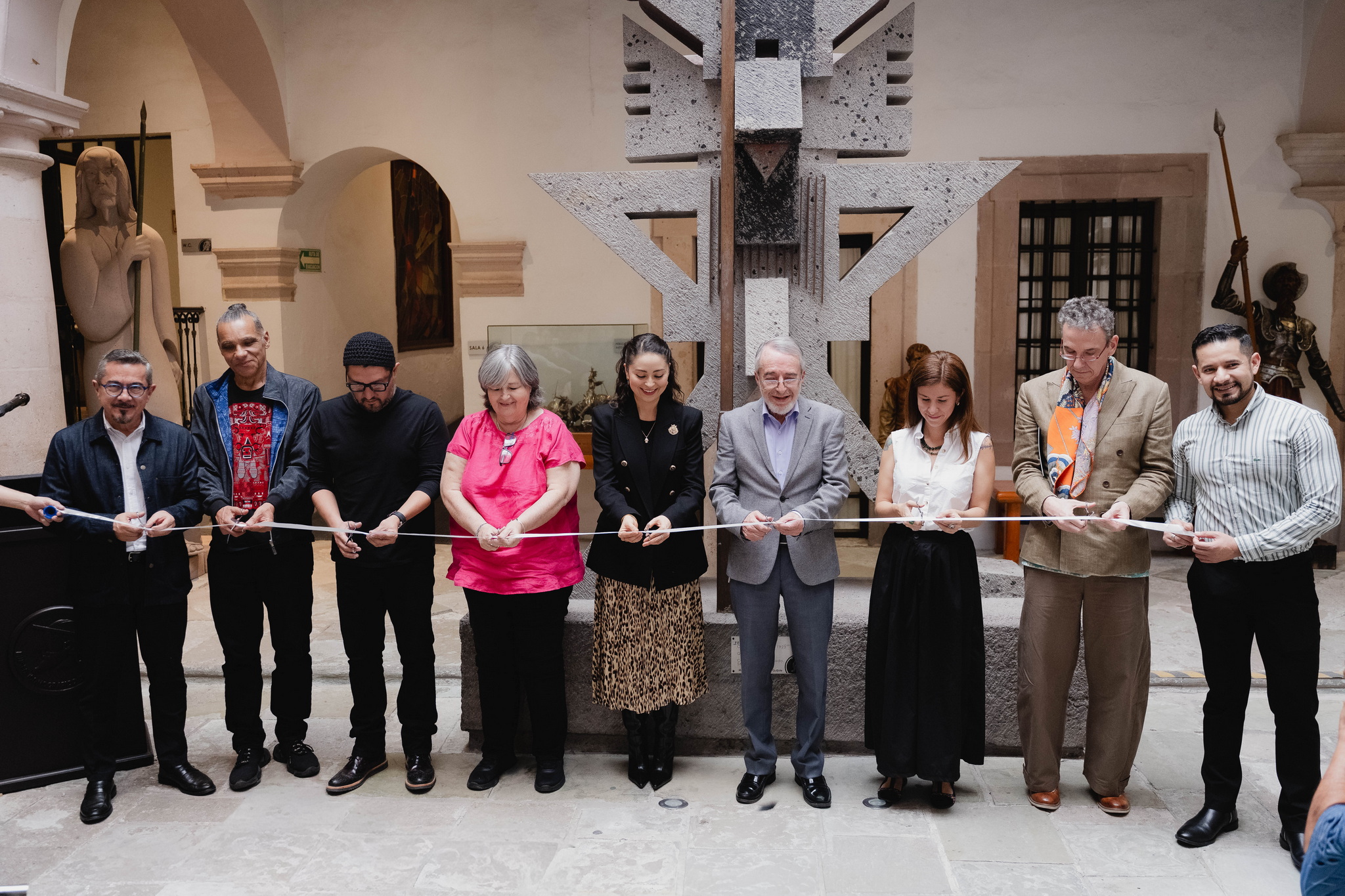 Fotografía, gráfica e instalación nutren el tríptico de exposiciones que el Museo Iconográfico del Quijote inauguró este martes, como parte del programa de artes visuales del 54 Festival Internacional Cervantino.